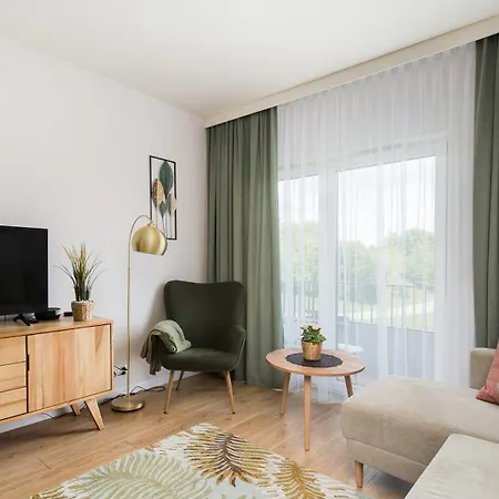 Banacha, Sun & Snow クラクフ