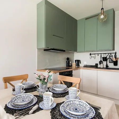 Sun & Snow, Banacha Apartamento